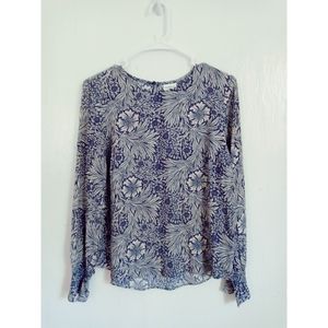 Crew Neck Blouse